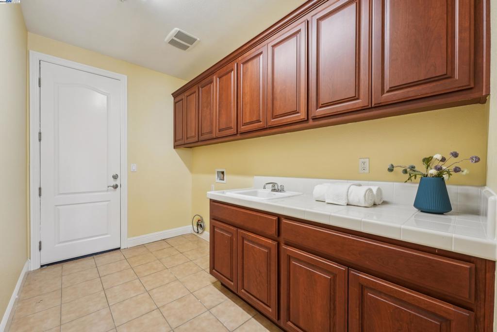 STONEBRAE COUNTRY CLUB - Residential