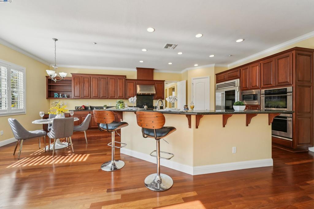 STONEBRAE COUNTRY CLUB - Residential