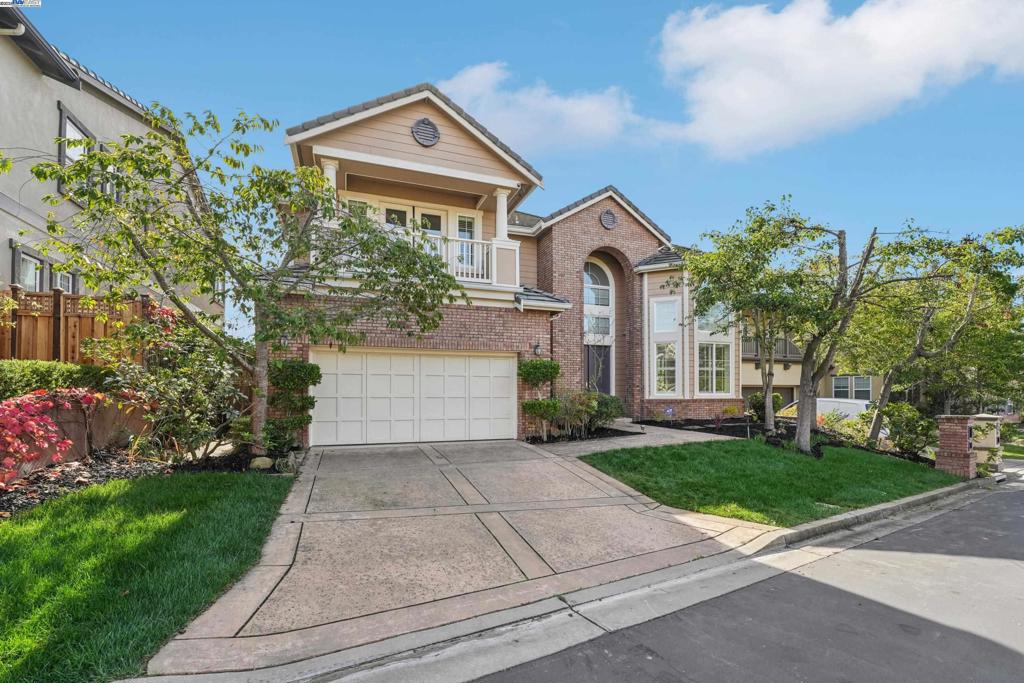 STONEBRAE COUNTRY CLUB - Residential