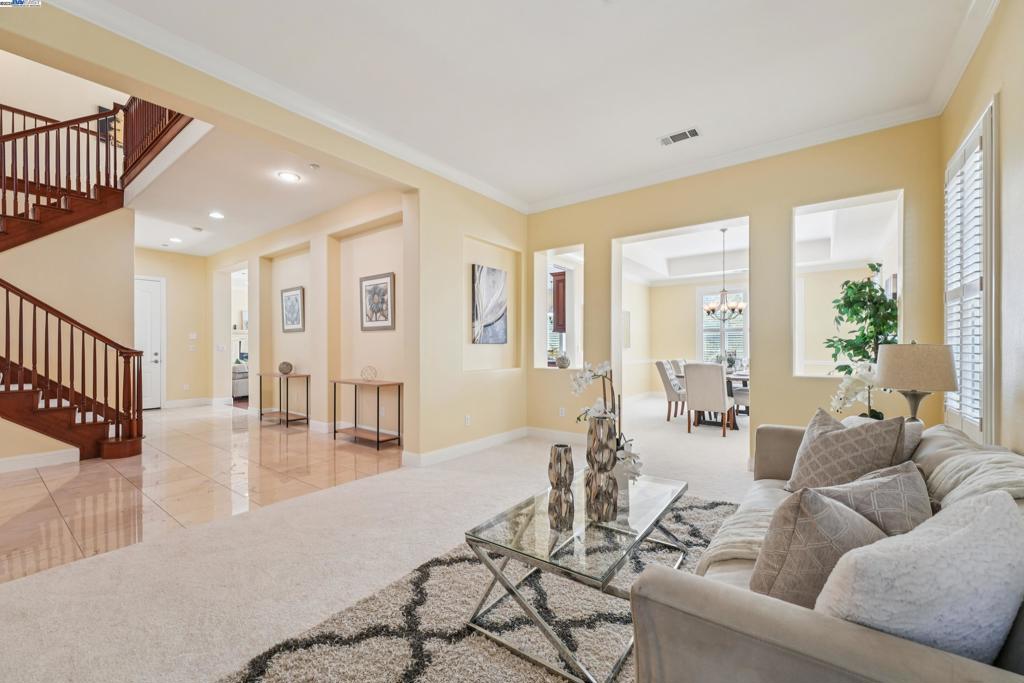 STONEBRAE COUNTRY CLUB - Residential