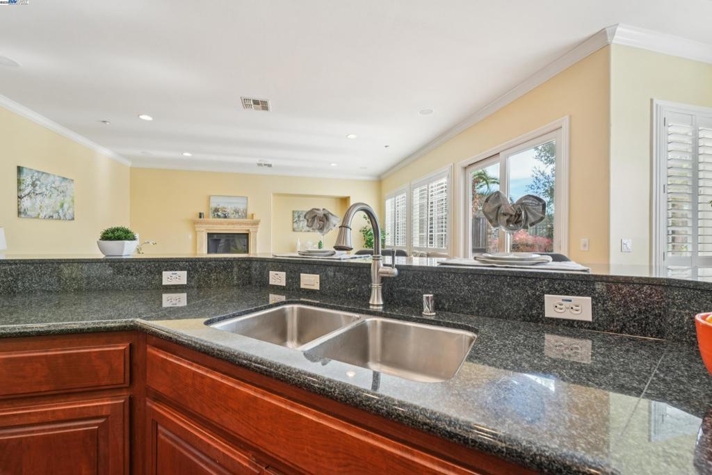 STONEBRAE COUNTRY CLUB - Residential