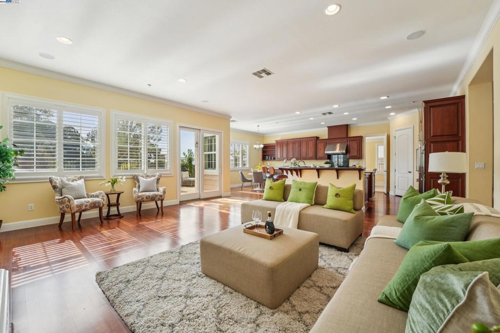 STONEBRAE COUNTRY CLUB - Residential