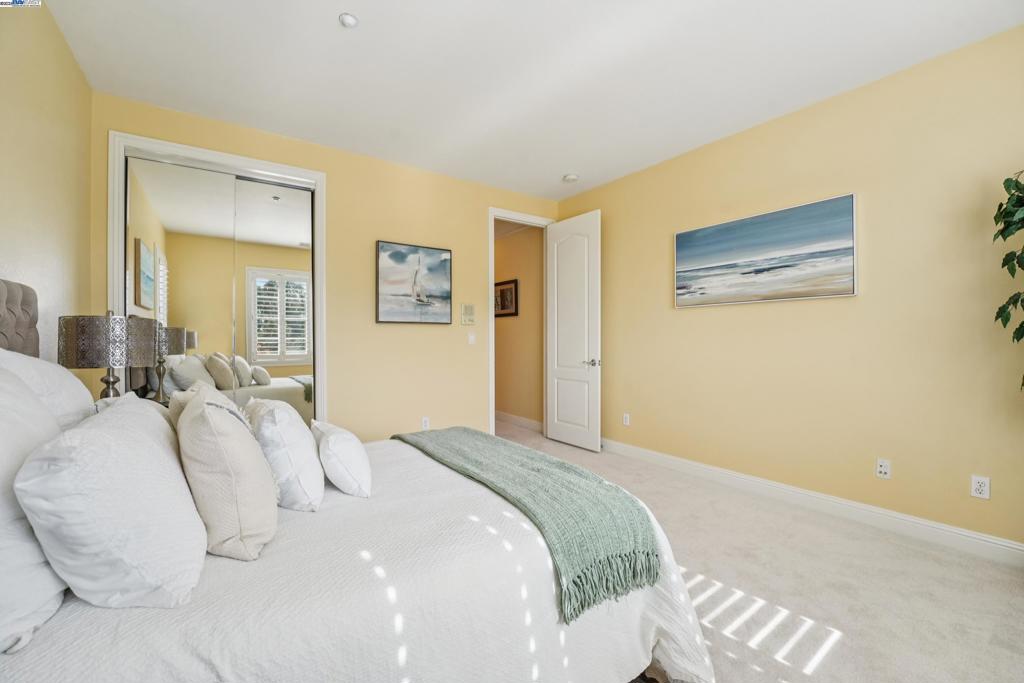 STONEBRAE COUNTRY CLUB - Residential