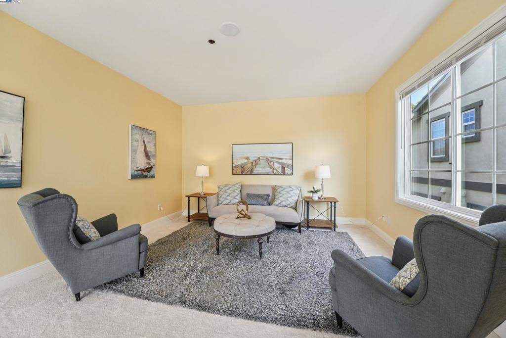 STONEBRAE COUNTRY CLUB - Residential