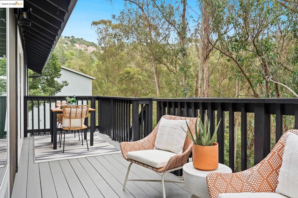 MONTCLAIR - Residential