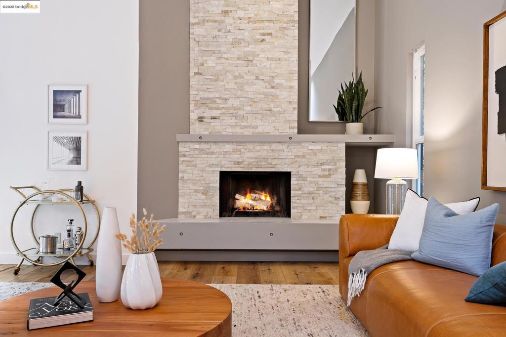 MONTCLAIR - Residential