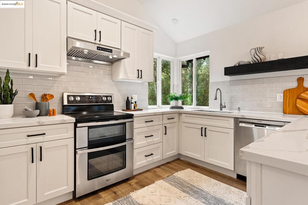 MONTCLAIR - Residential