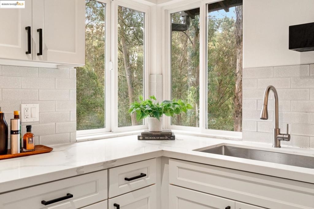 MONTCLAIR - Residential