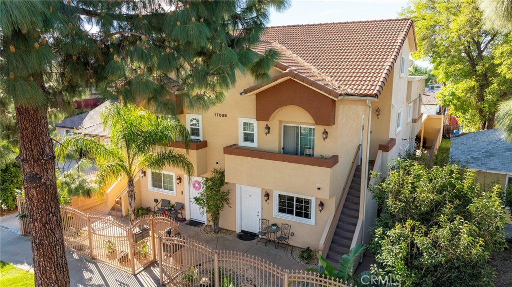 17088 Chatsworth Street