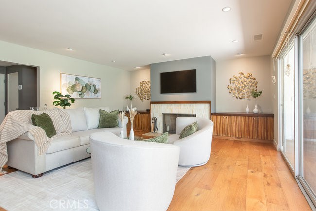 3238 E. Villa Knolls Drive