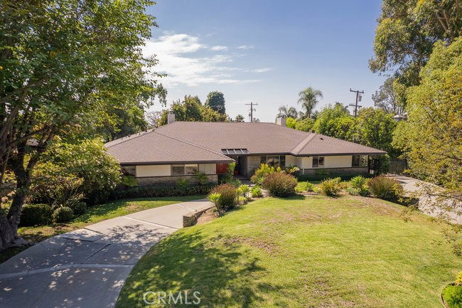 3238 E. Villa Knolls Drive