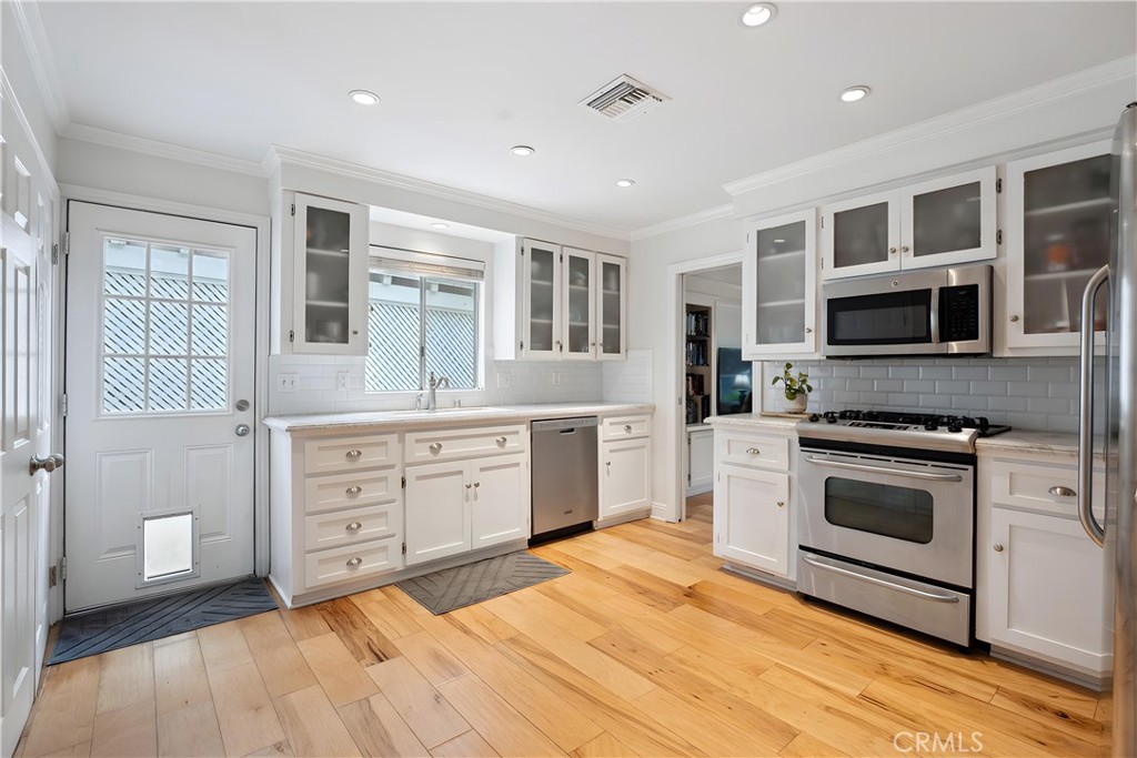 90 Sherwood