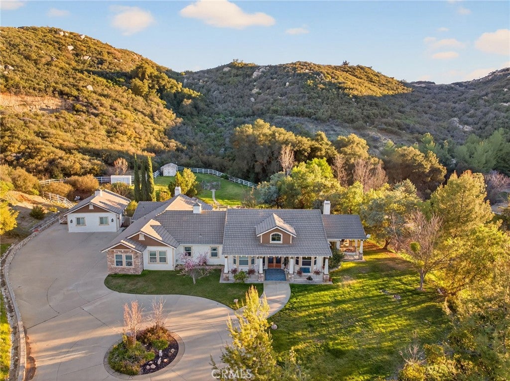 41275 Hacienda Drive