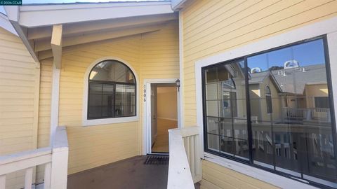 Photo of 1006 Devonwood, Hercules, CA 94547 (MLS # 41127001)