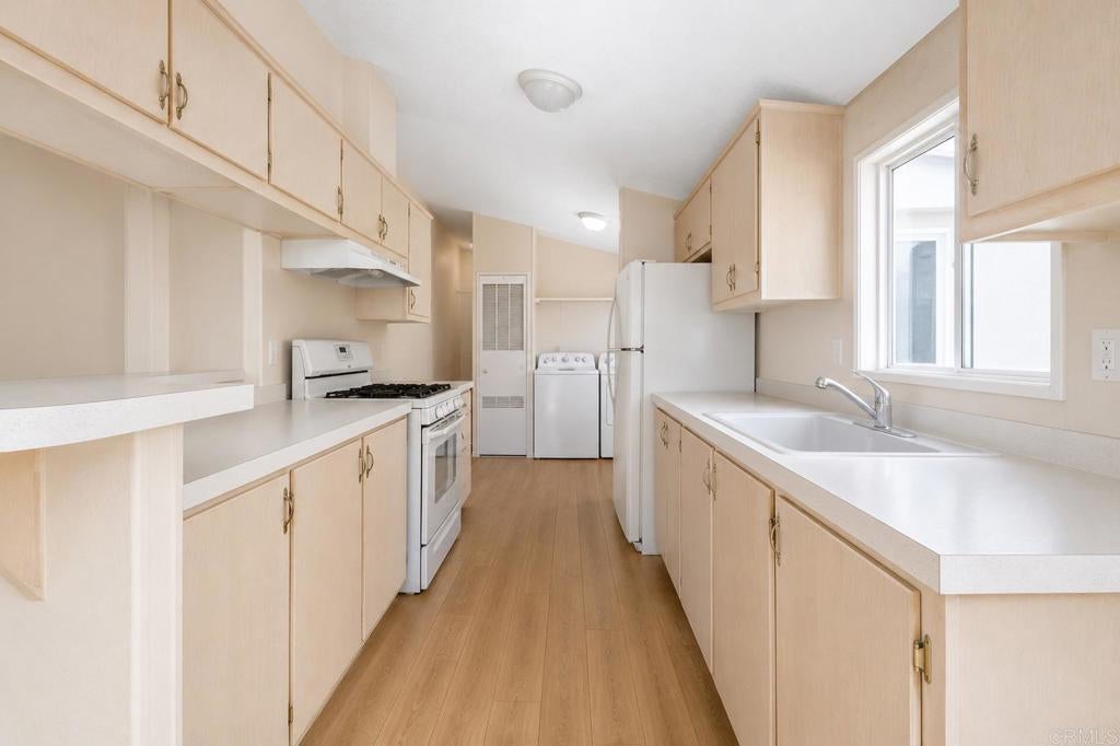 1600 Palm Avenue SPC 48