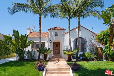 Photo of 9015 Rosewood Avenue, West Hollywood, CA 90048 (MLS # 25627171)