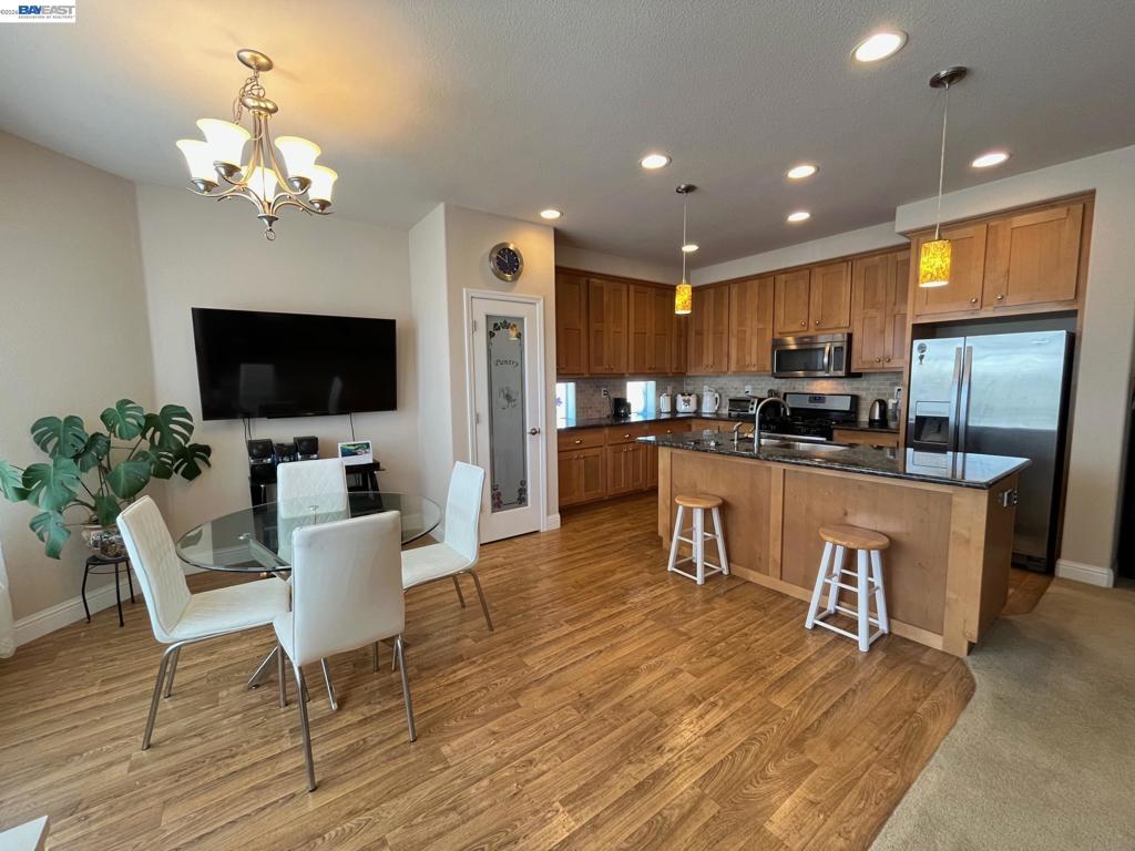 1291 Sussex Way