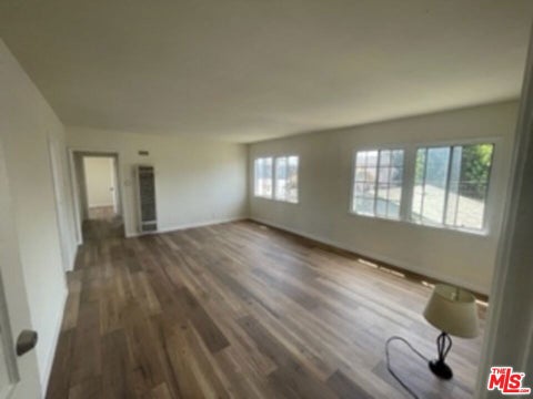 Photo of 735 W Imperial Highway, Los Angeles, CA 90044 (MLS # 26990229)