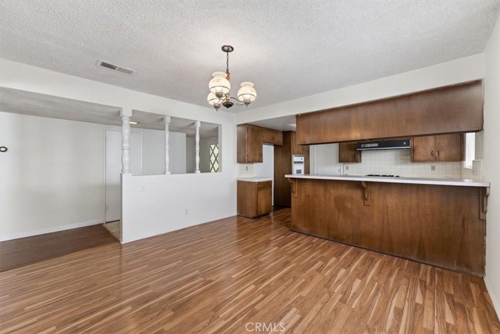 4529 Bartlett