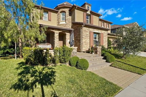Photo of 6845 Shadow Wood Drive, Moorpark, CA 93021 (MLS # WS25267487)