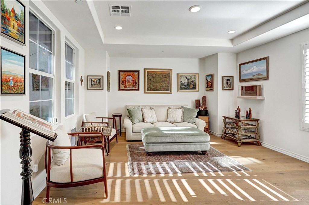 6845 Shadow Wood Drive