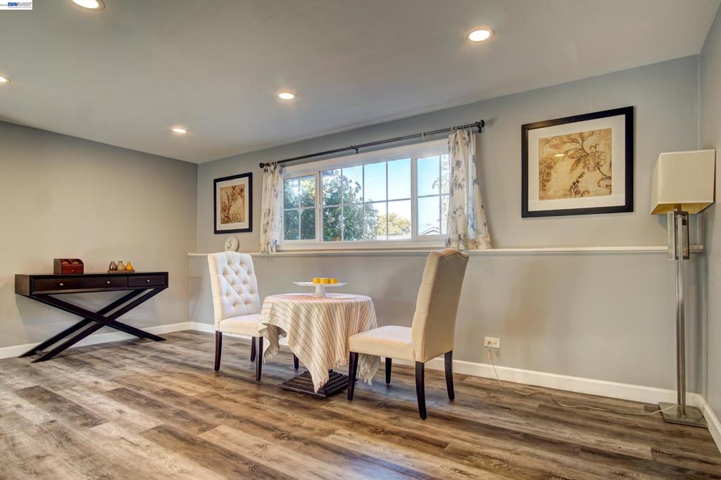 4403 Amador Rd