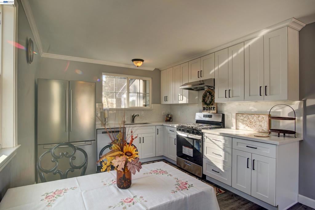 4403 Amador Rd