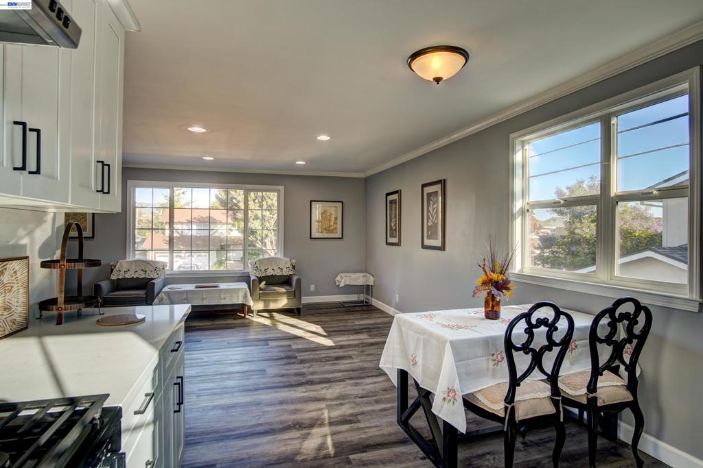 4403 Amador Rd