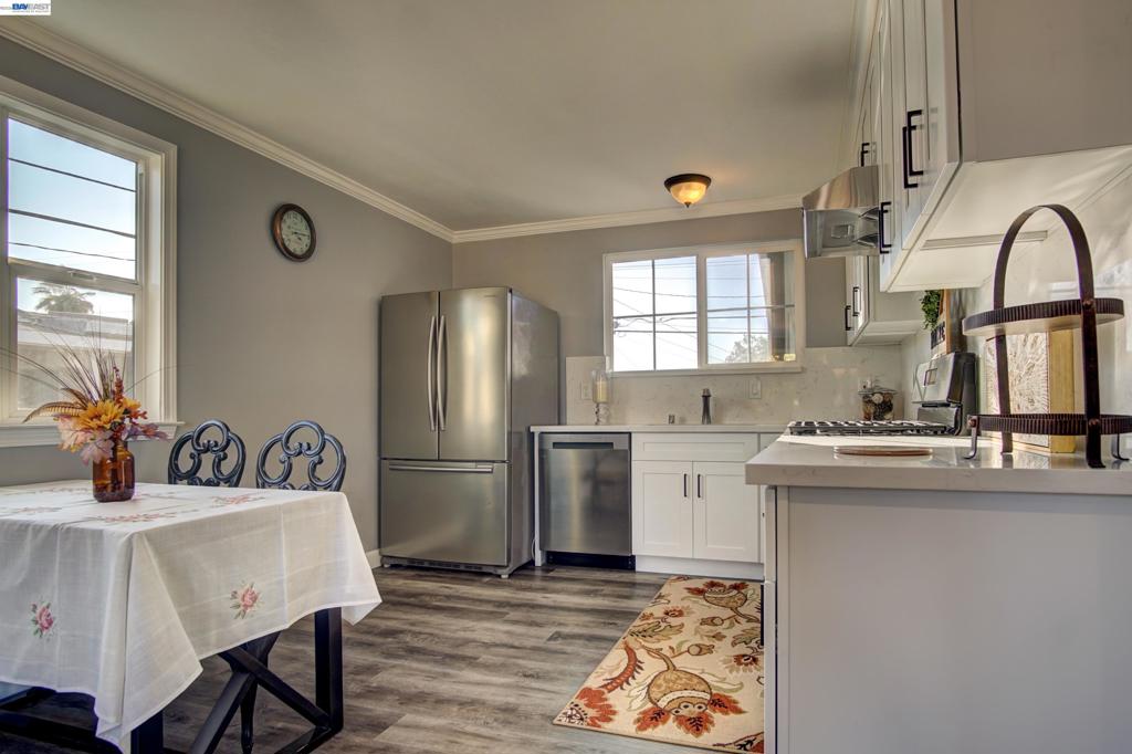 4403 Amador Rd