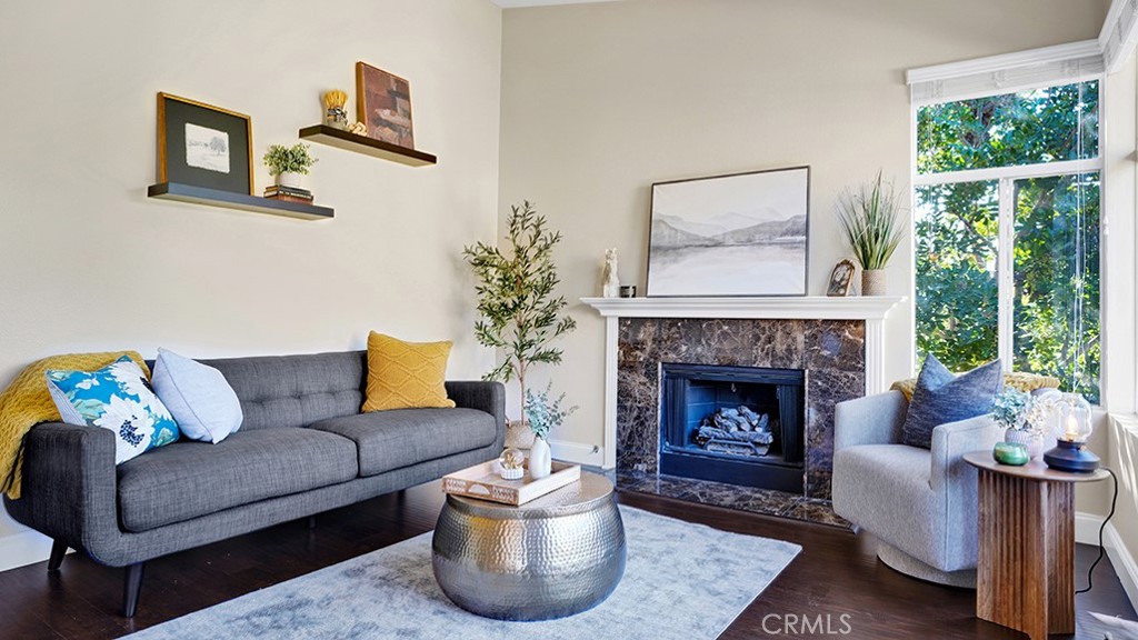 19431 57D Rue De Valore