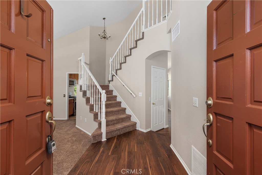 39600 Glenwood Court