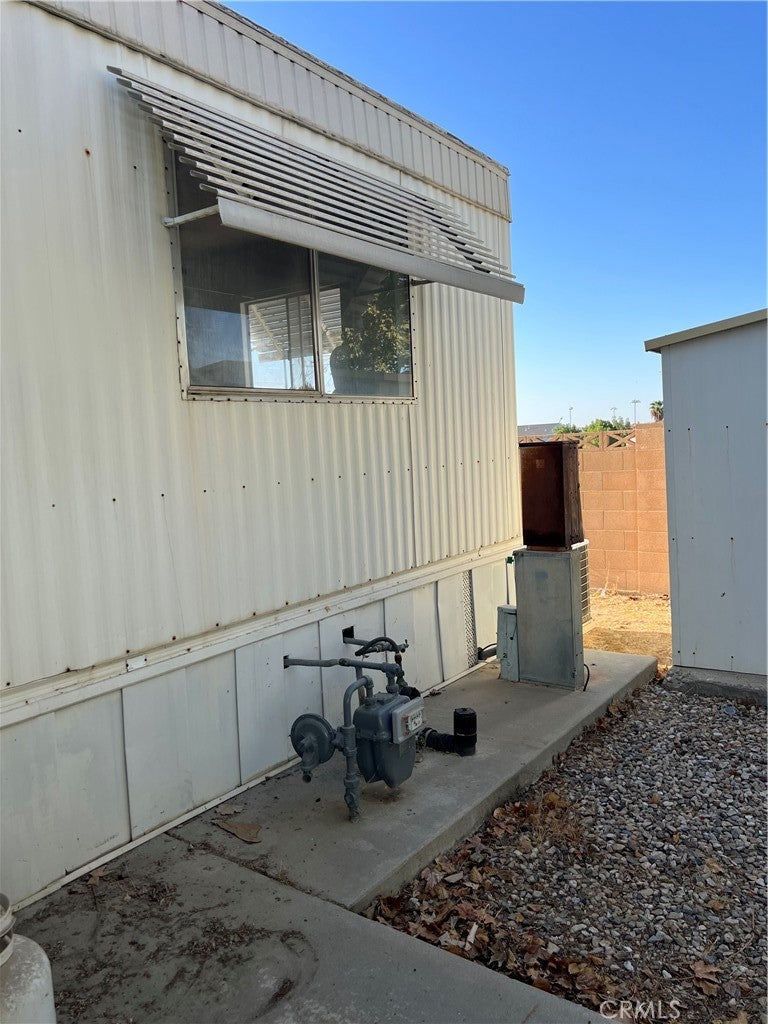 123 N 10th 24