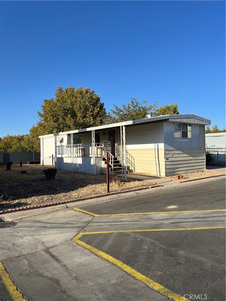 123 N 10th 24