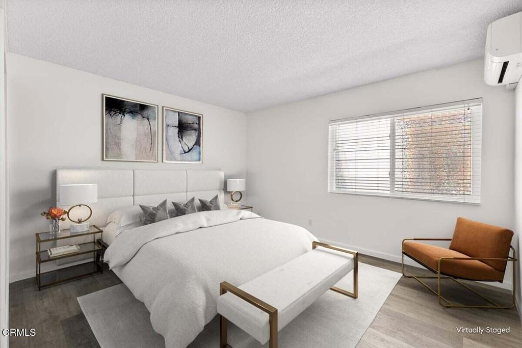 1115 Cordova Street 300