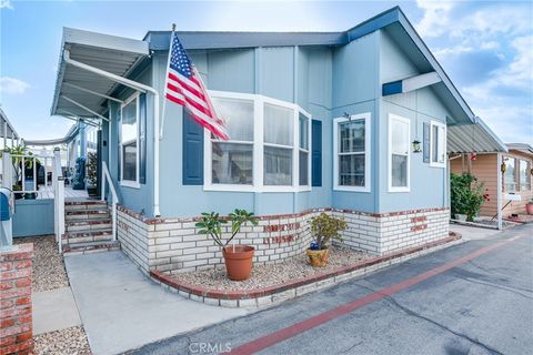 Photo of 4800 Daleview Avenue #86, El Monte, CA 91731 (MLS # AR25233685) Photo of 4800 Daleview Avenue #86, El Monte, CA 91731 (MLS # AR25233685)