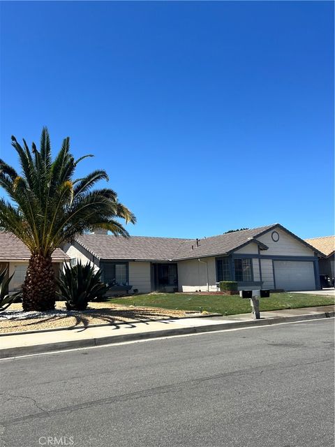 Photo of 14181 Hillsborough Dr Drive, Victorville, CA 92392 (MLS # HD26118186)