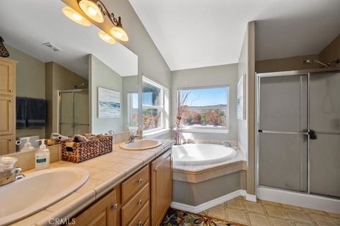 Tiny photo for 5990 Sunny Glen Ln, Paso Robles, CA 93446 (MLS # PI25143888)