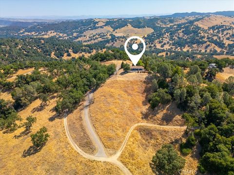 Tiny photo for 5990 Sunny Glen Ln, Paso Robles, CA 93446 (MLS # PI25143888)