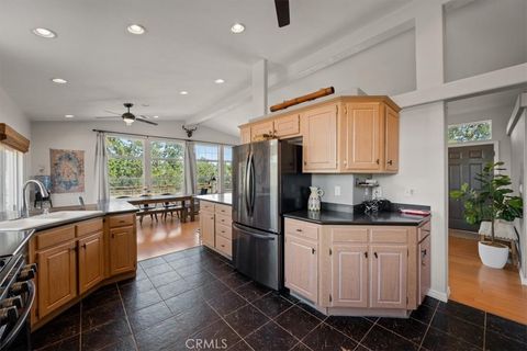 Tiny photo for 5990 Sunny Glen Ln, Paso Robles, CA 93446 (MLS # PI25143888)