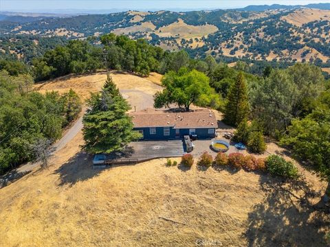 Tiny photo for 5990 Sunny Glen Ln, Paso Robles, CA 93446 (MLS # PI25143888)