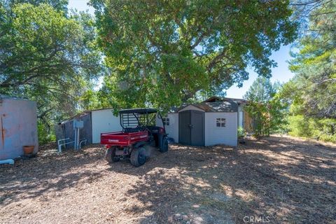Tiny photo for 5990 Sunny Glen Ln, Paso Robles, CA 93446 (MLS # PI25143888)