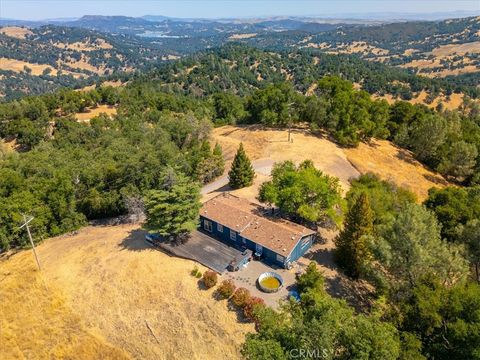 Tiny photo for 5990 Sunny Glen Ln, Paso Robles, CA 93446 (MLS # PI25143888)