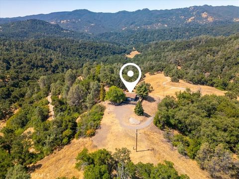 Tiny photo for 5990 Sunny Glen Ln, Paso Robles, CA 93446 (MLS # PI25143888)