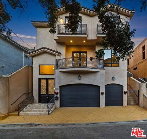 Photo of 6477 Deep Dell Pl Pl, Los Angeles, CA 90068 (MLS # 26860433)