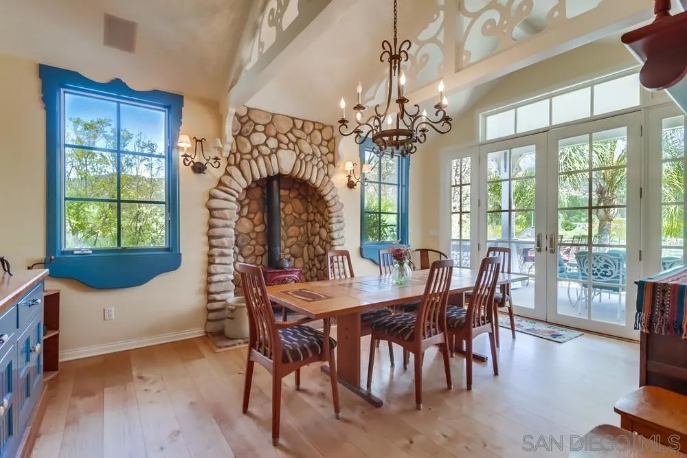 Jamul, California 91935, United States, 3 Bedrooms Bedrooms, ,6 BathroomsBathrooms,Residential,Active,105840