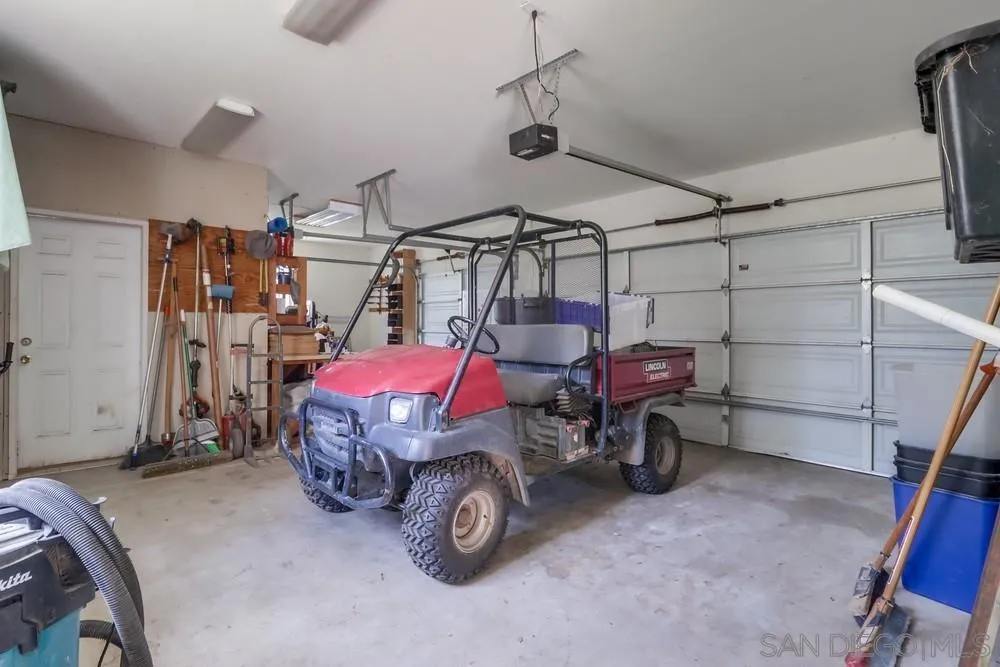 Jamul, California 91935, United States, 3 Bedrooms Bedrooms, ,6 BathroomsBathrooms,Residential,Active,105840