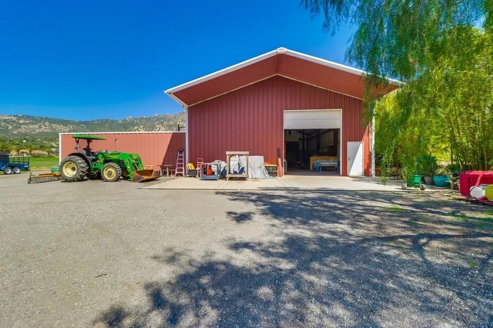 Jamul, California 91935, United States, 3 Bedrooms Bedrooms, ,6 BathroomsBathrooms,Residential,Active,105840