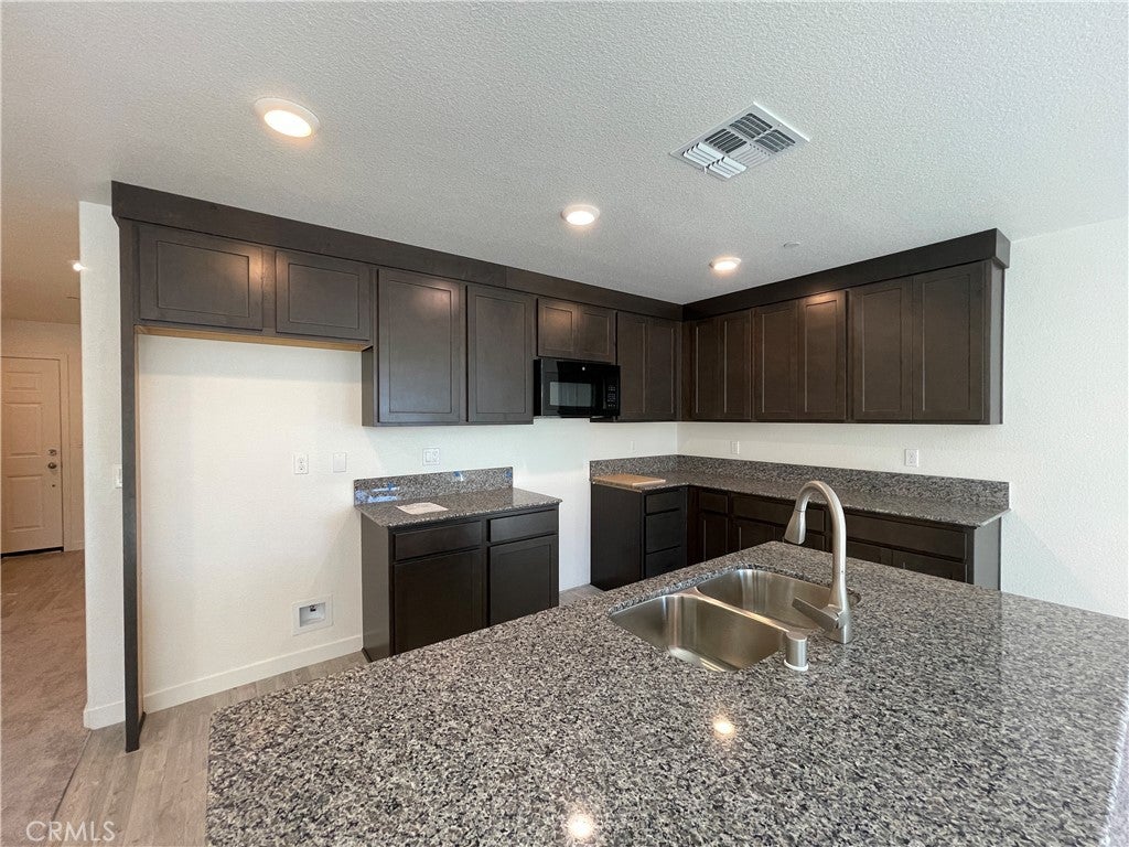135 Long Trail Lane