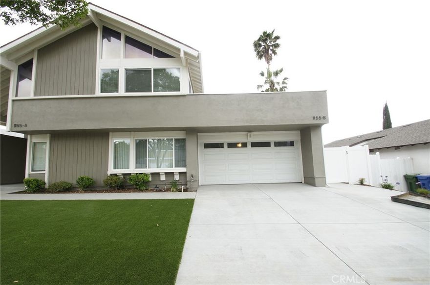 Newer Construction! Private 3 Bedroom & 2 Bath ADU w/ No Common Walls! Private Entrance & Fully Gated Personal Backyard. Gourmet Kitchen Outfitted w/ Stainless Steel Appliances. Large Living Room w/ Dining Area. Master Suite Complete w/ Walking Closet, Large On Suite Bath w/ Dual Vanity and Linen. Washer and Dryer Provided In Unit. Quiet and Private Backyard.