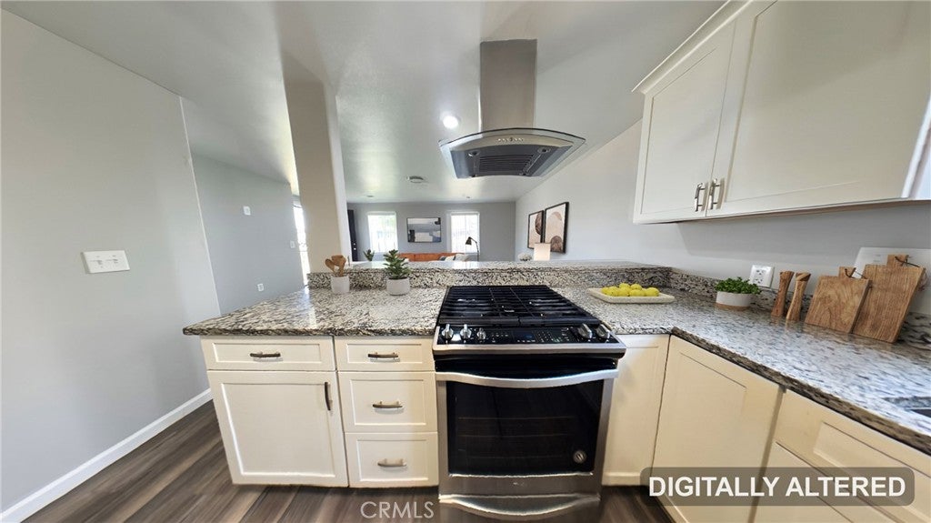 2868 Beachwood